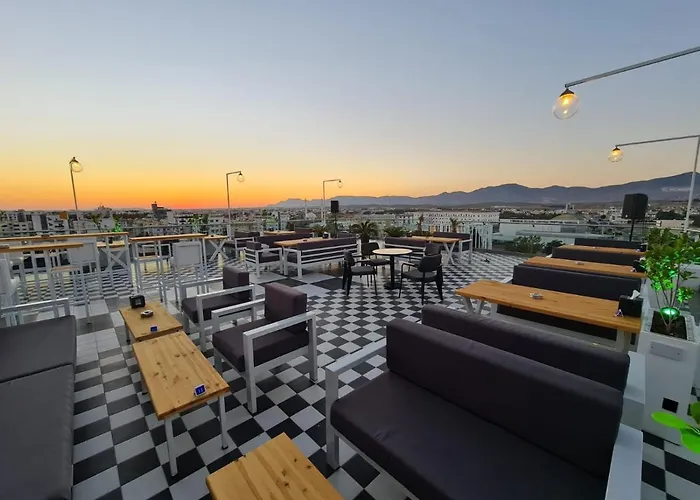 Sky Roof 3* Nicosie