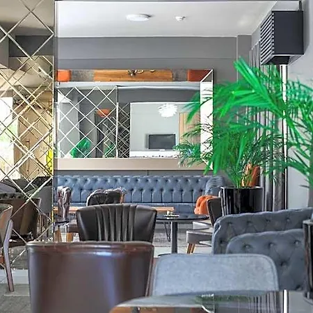Sky Roof 3* Nicosia