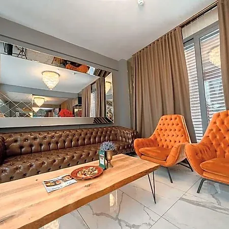 Hotel Sky Roof Nicosia