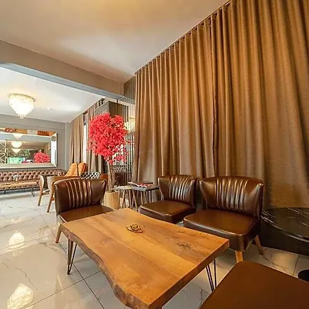 Sky Roof 3* Nicosia