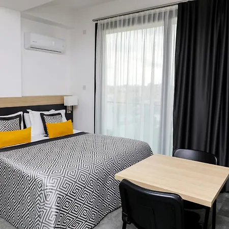 Sky Roof 3* Nicosia