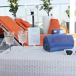 Hotel Sky Roof